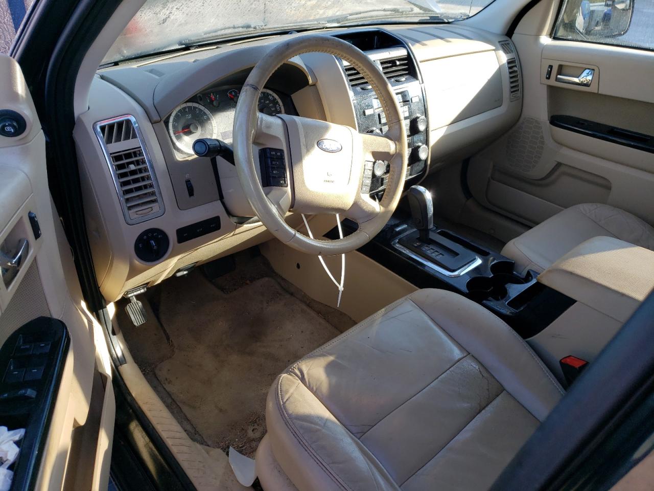 2011 Ford Escape - Image 8