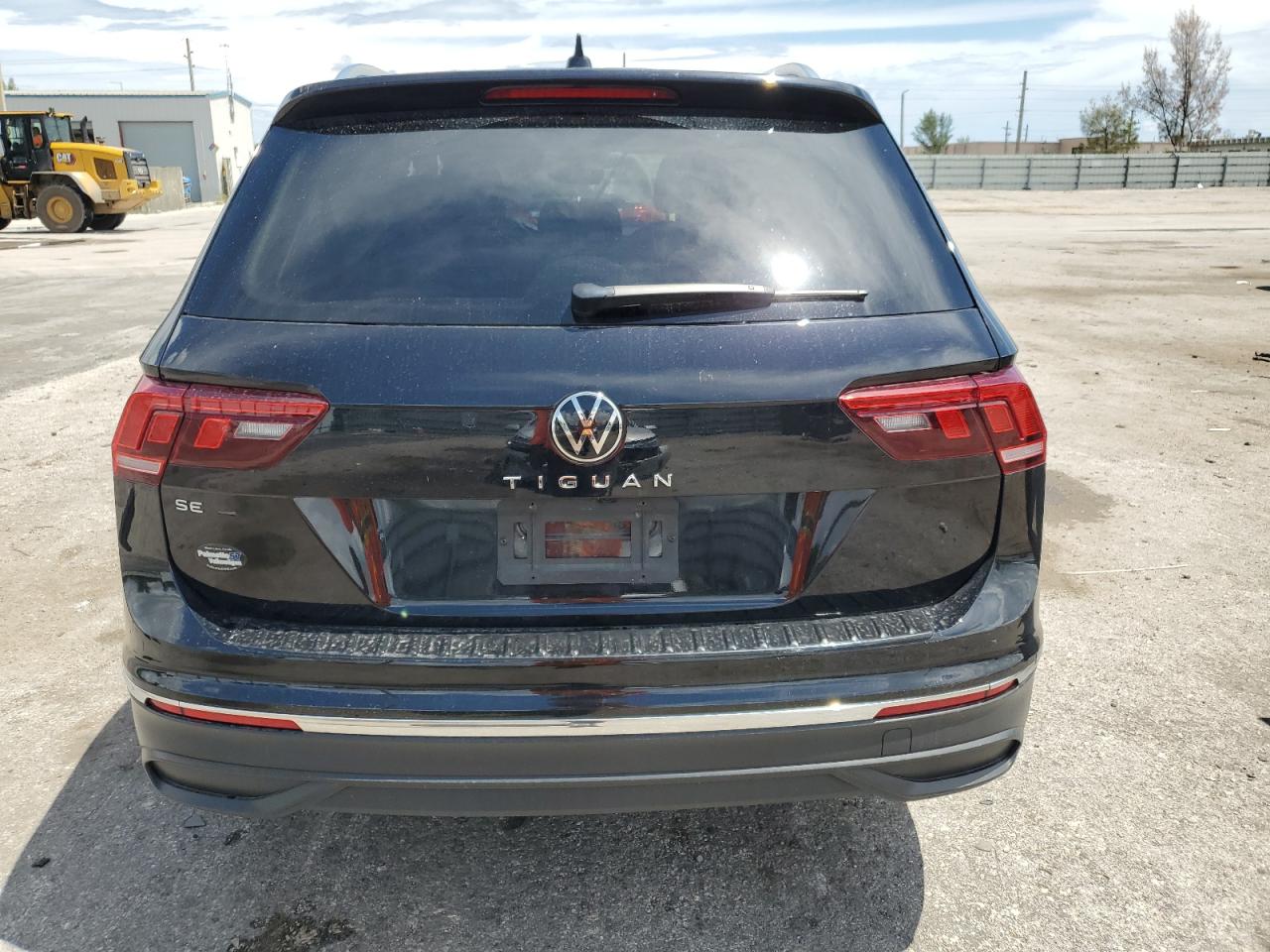 3VVNB7AX7PM079339 2023 Volkswagen Tiguan Se