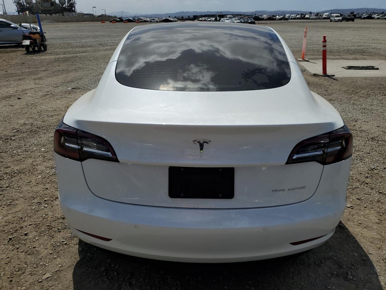 5YJ3E1EB8MF993155 2021 Tesla Model 3