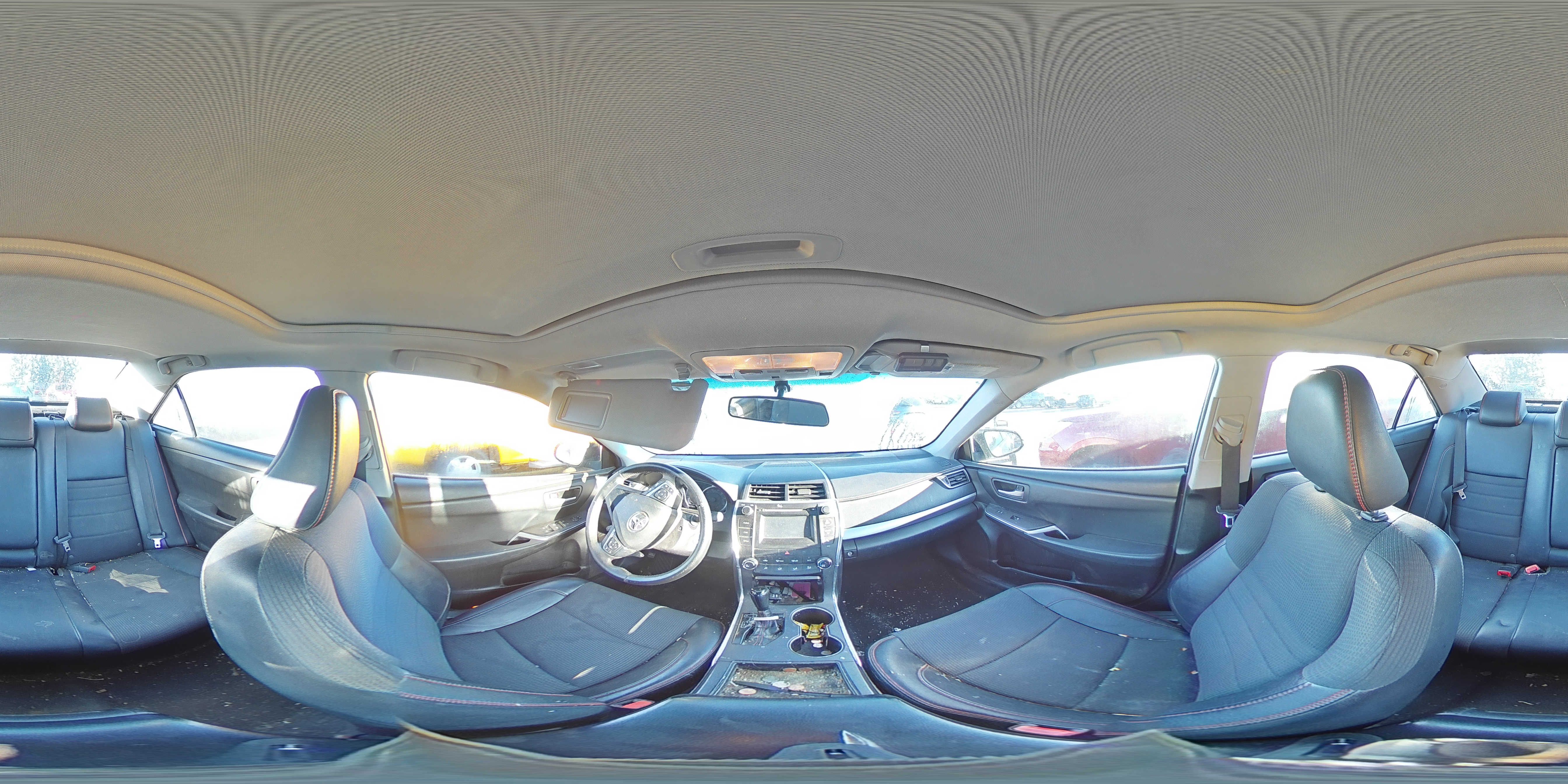 2016 Toyota Camry - Image 13