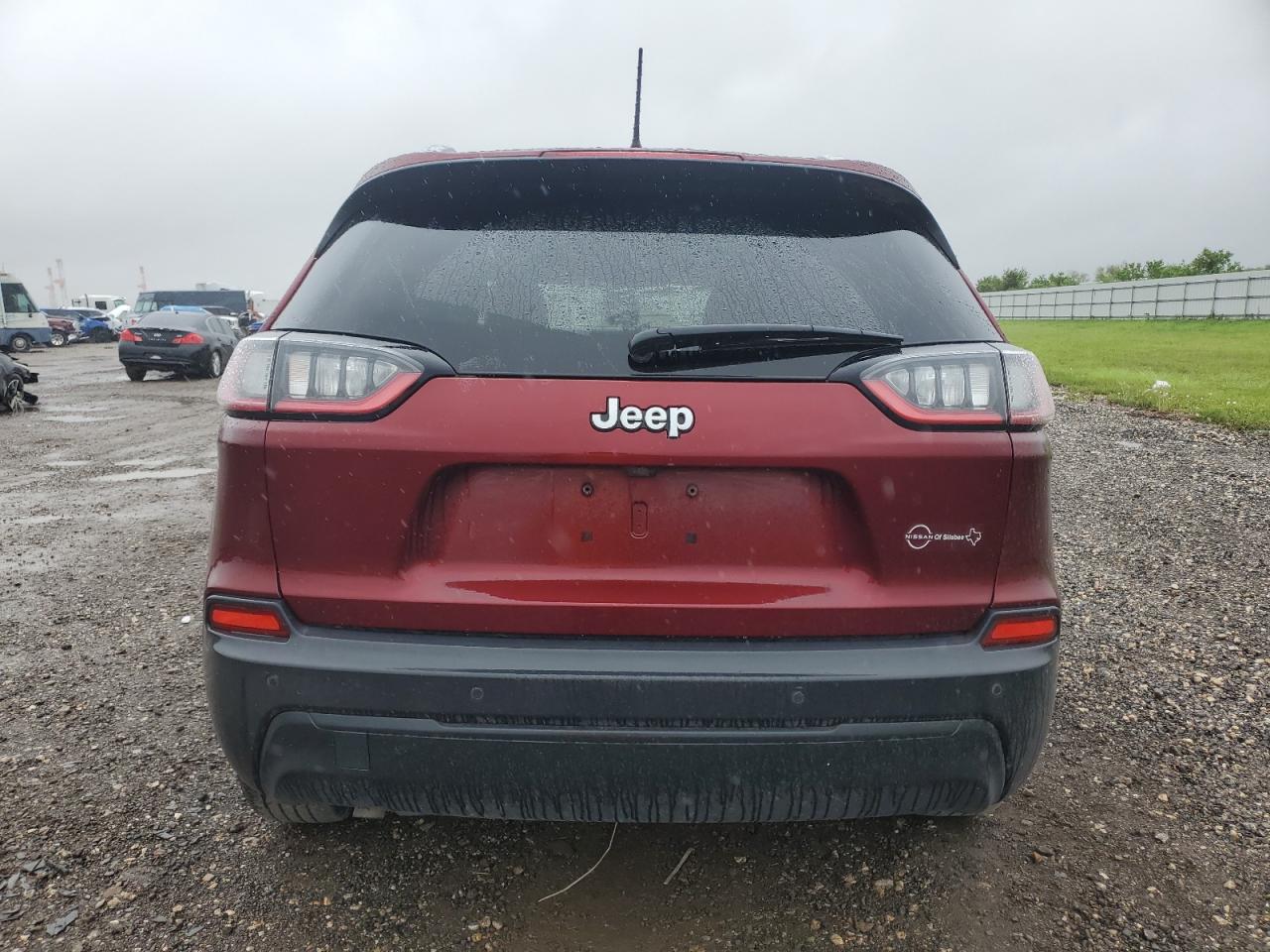 1C4PJLLB8KD395809 2019 Jeep Cherokee Latitude Plus