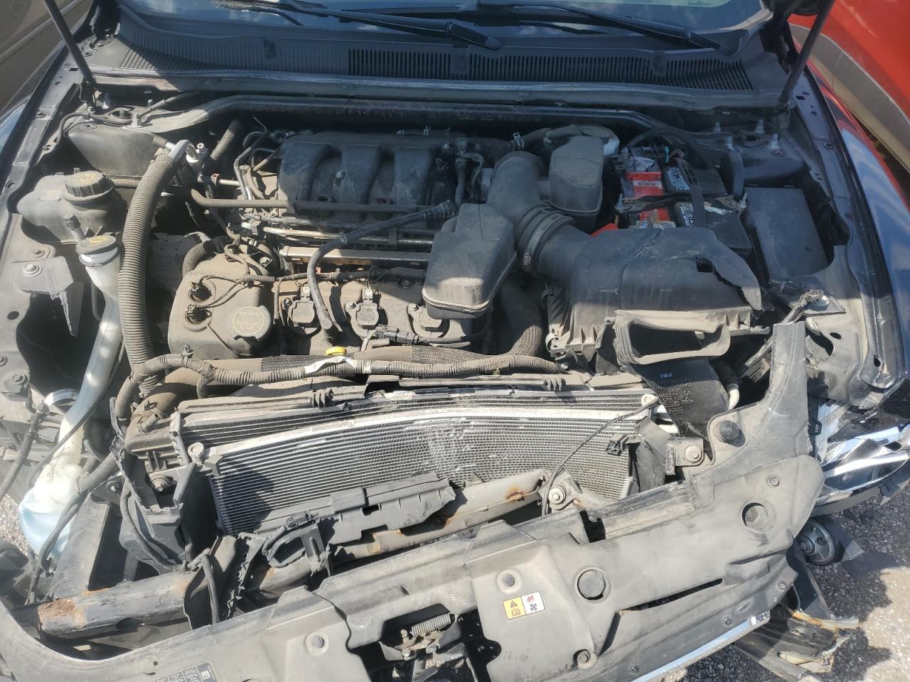 1FAHP2E88JG132589 2018 Ford Taurus Sel