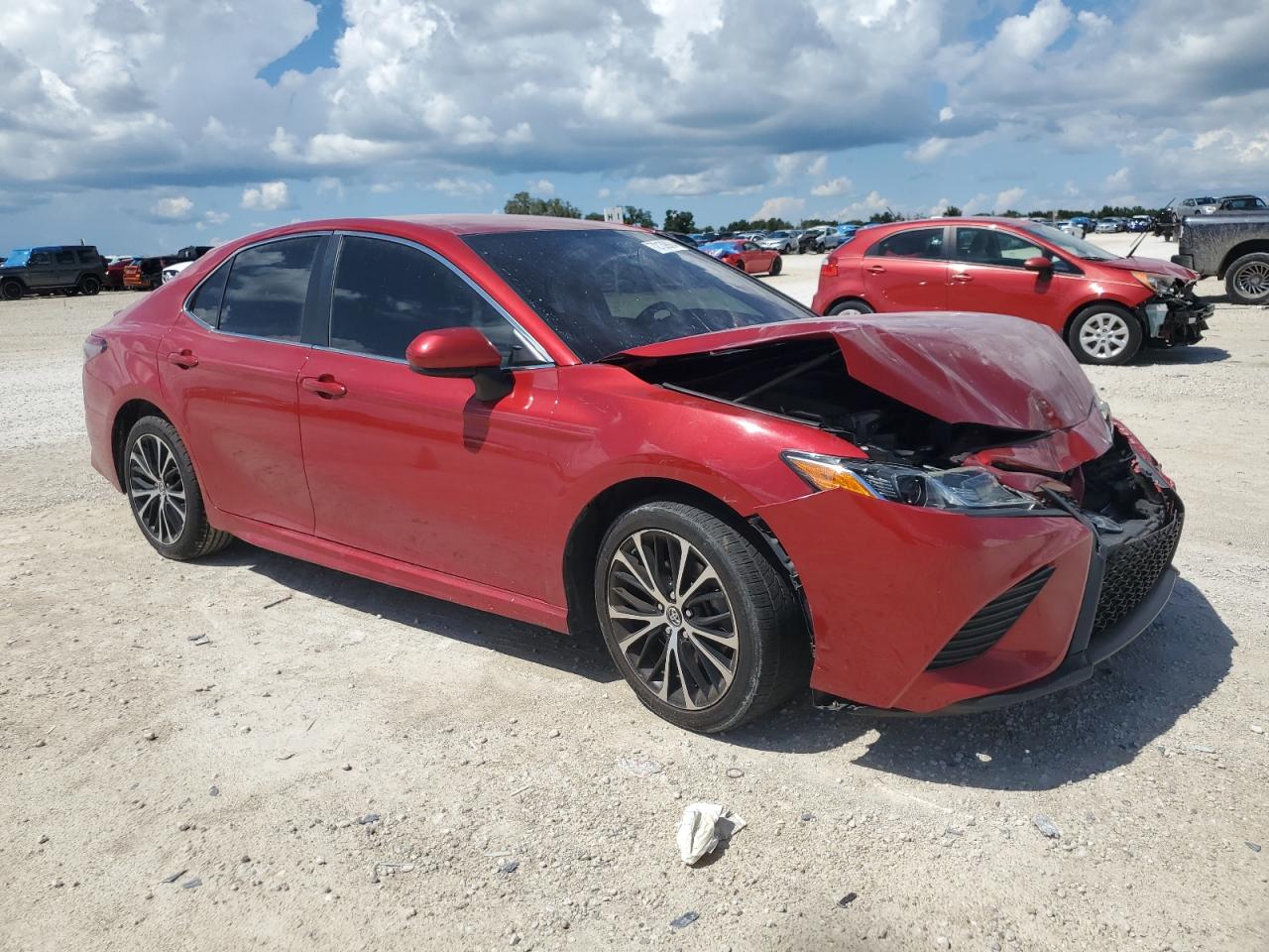 2019 Toyota Camry - Image 4