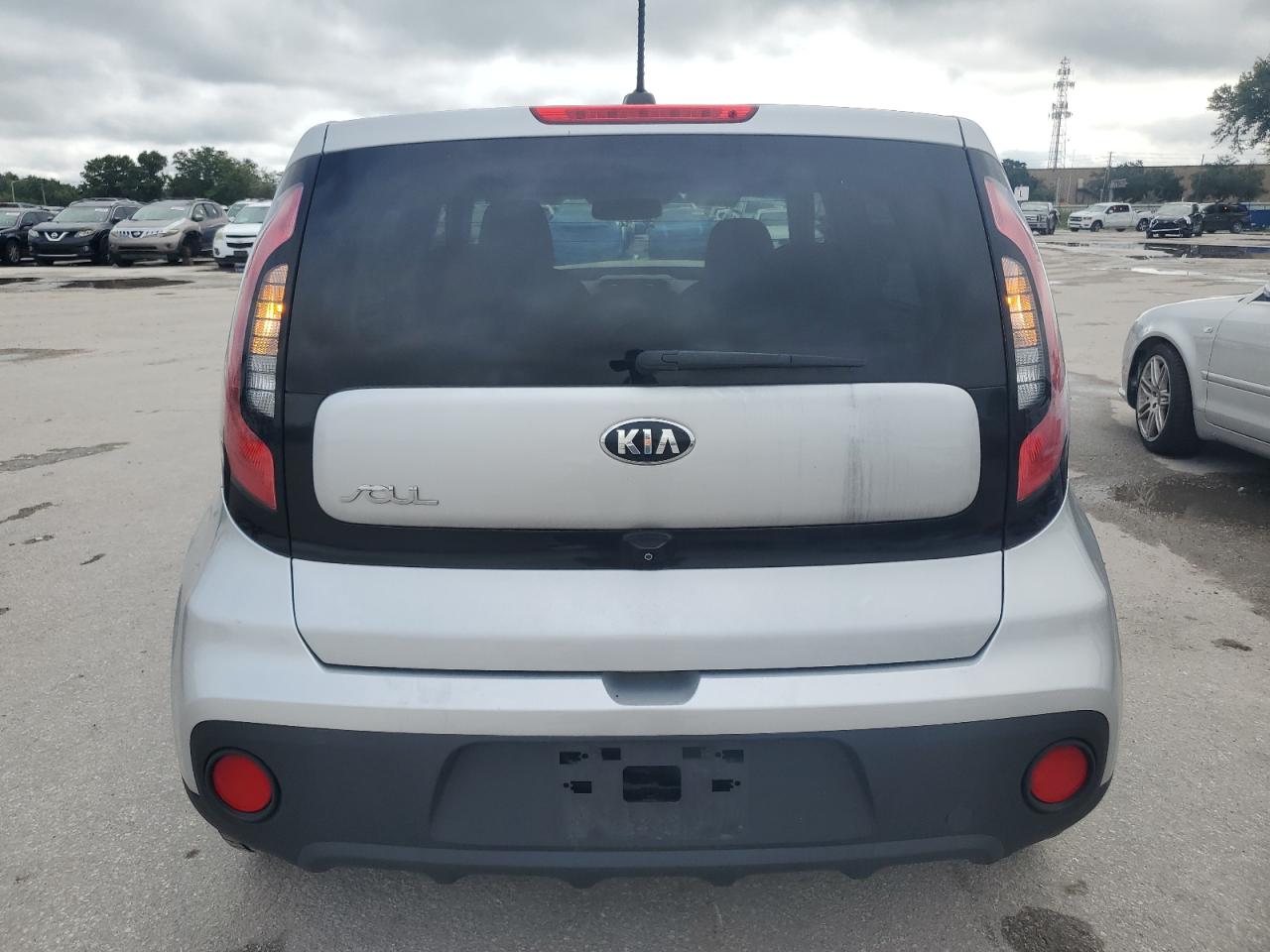 KNDJN2A28H7476730 2017 Kia Soul