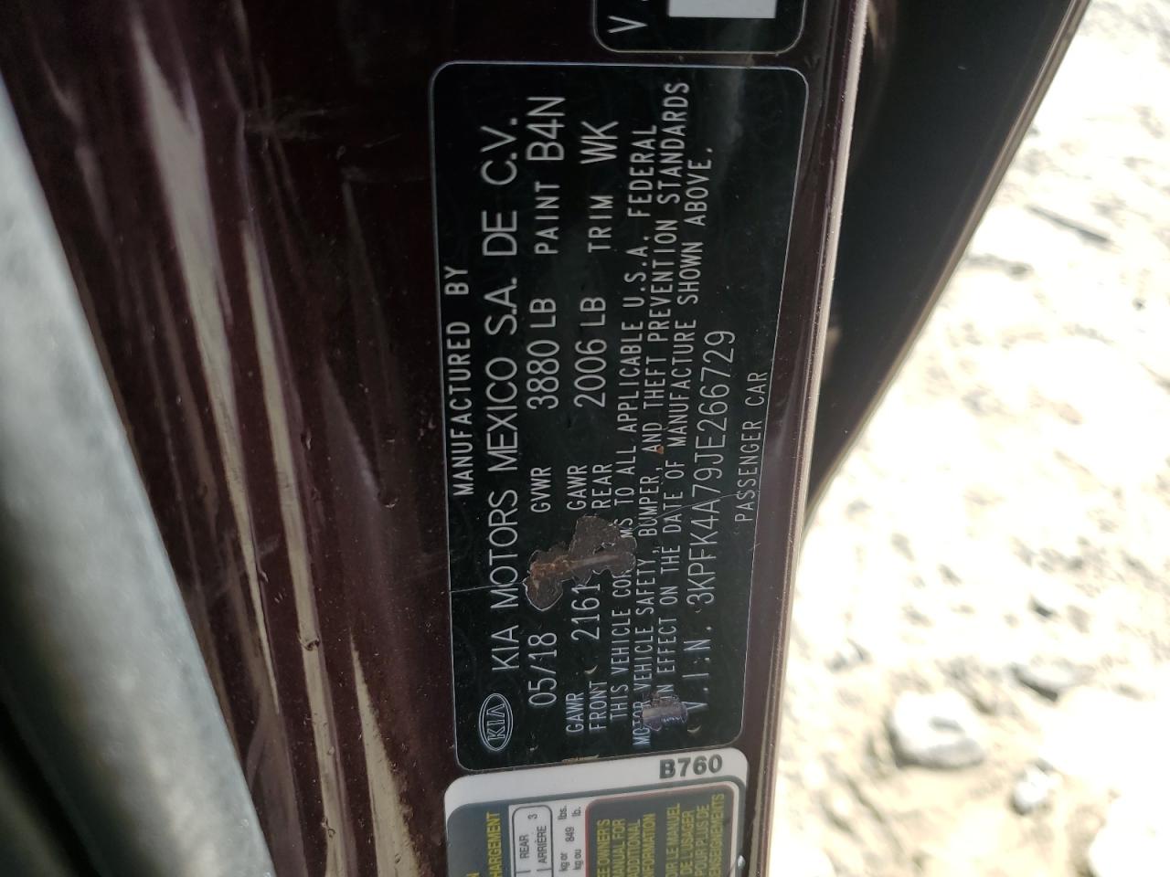 3KPFK4A79JE266729 2018 Kia Forte Lx