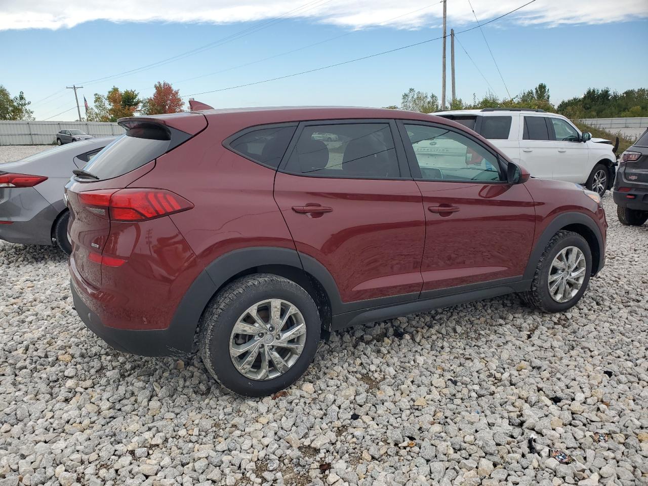 KM8J2CA49KU915910 2019 Hyundai Tucson Se