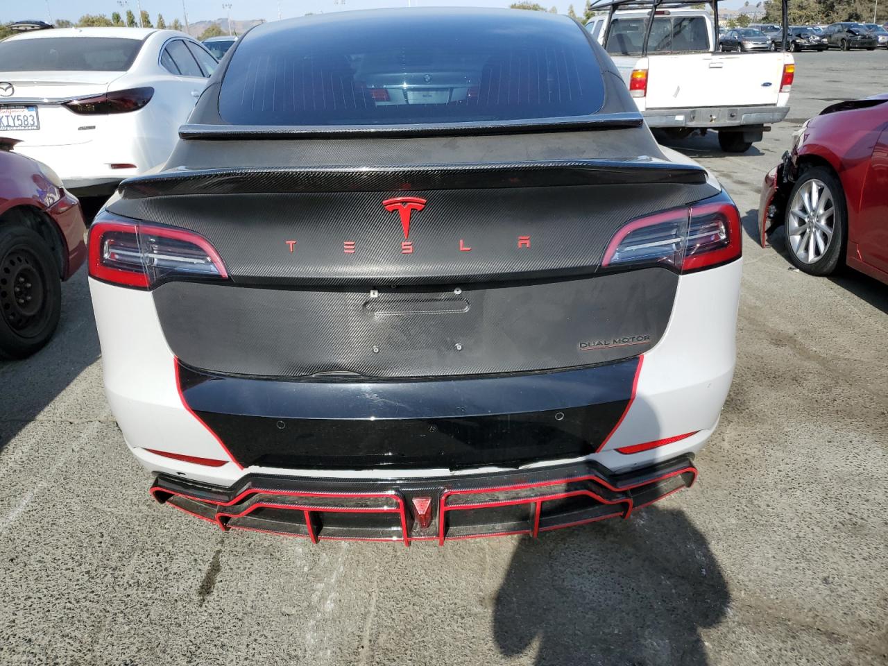 2018 Tesla Model 3 VIN: 5YJ3E1EBXJF055993 Lot: 71993494