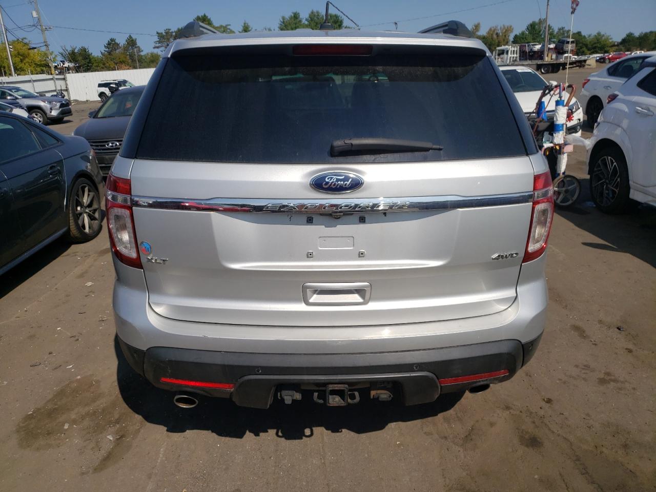 1FM5K8D89EGA15329 2014 Ford Explorer Xlt