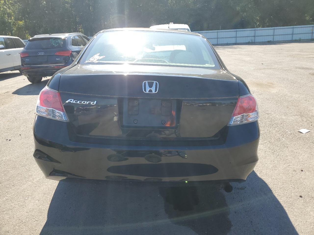 1HGCP2F31AA024116 2010 Honda Accord Lx