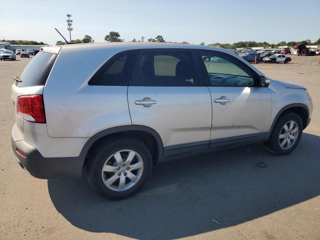  KIA SORENTO 2013 Silver