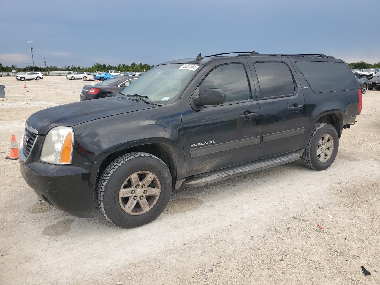 2014 GMC Yukon Xl C1500 Slt VIN: 1GKS1KE01ER203495 Lot: 70235184