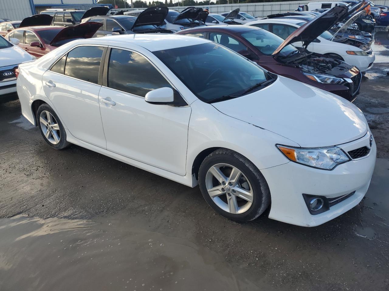 2013 Toyota Camry - Image 4