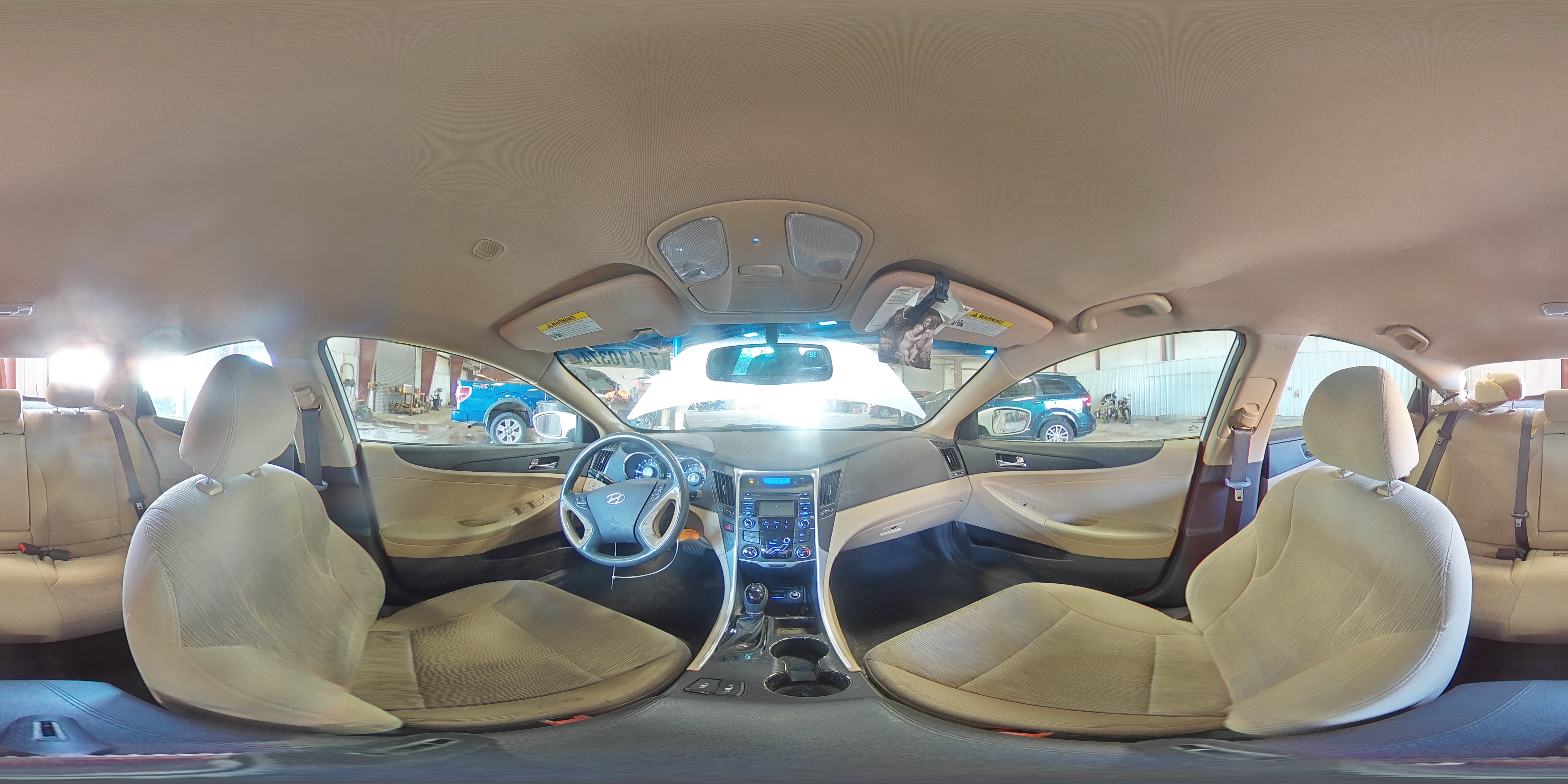 2013 Hyundai Sonata - Image 13