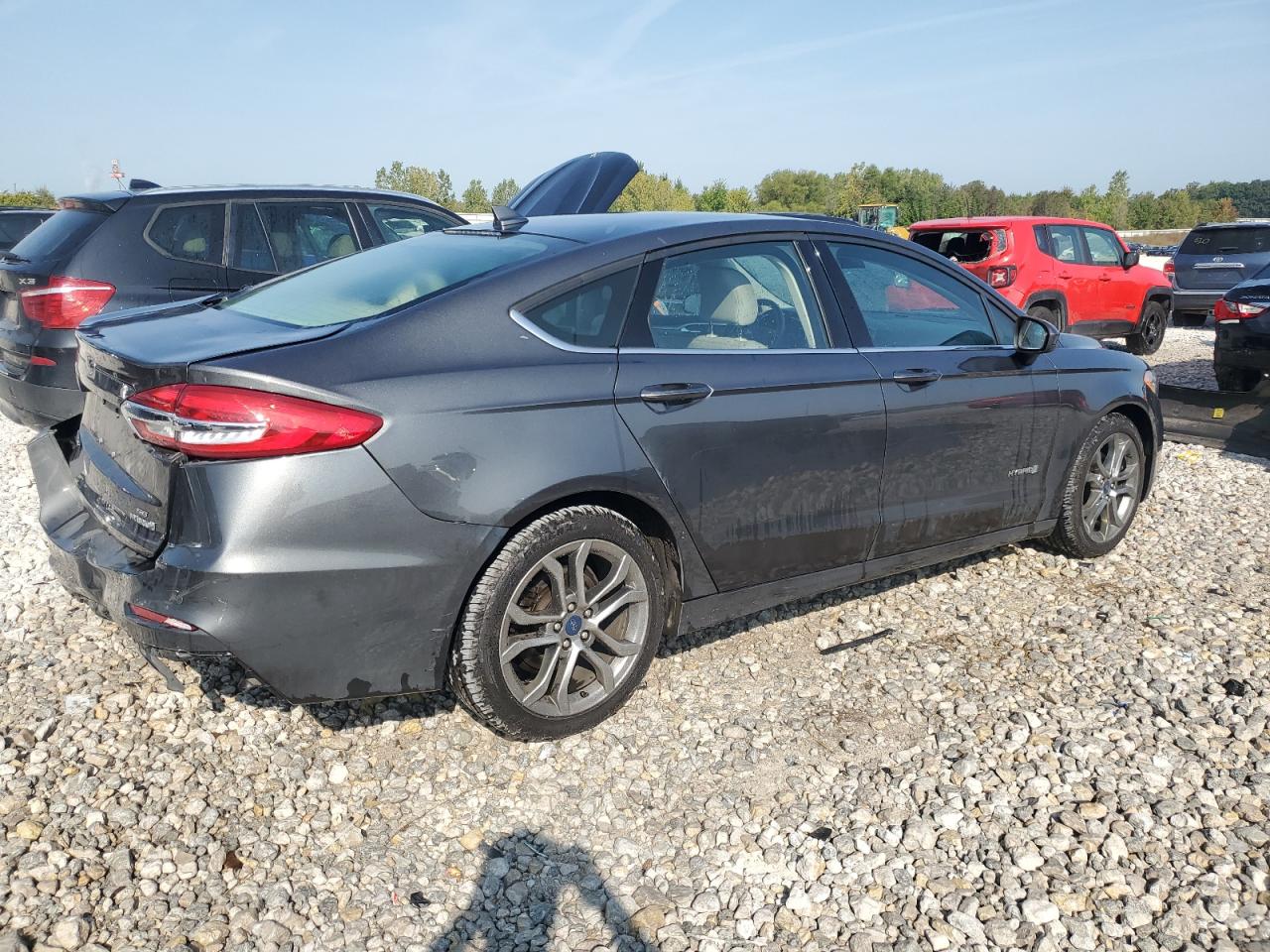 VIN 3FA6P0LU0KR132026 2019 FORD FUSION no.3