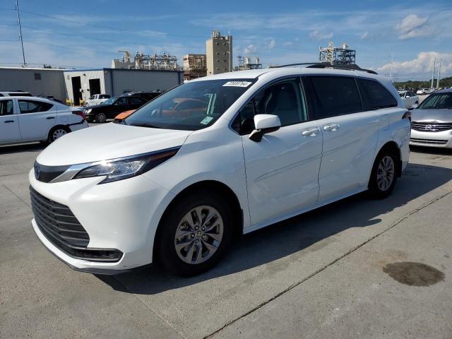 5TDKRKEC5NS129725 Toyota All Models SIENNA LE