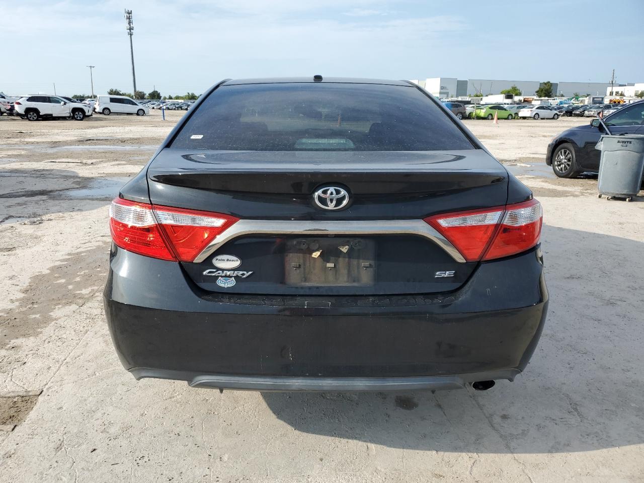 4T1BF1FK5FU027486 2015 Toyota Camry Le