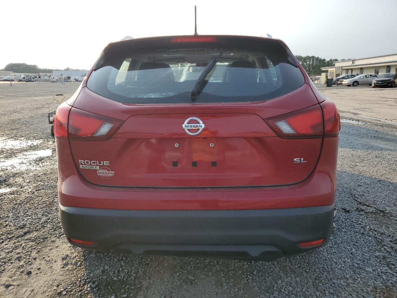 JN1BJ1CP7JW109402 2018 Nissan Rogue Sport S