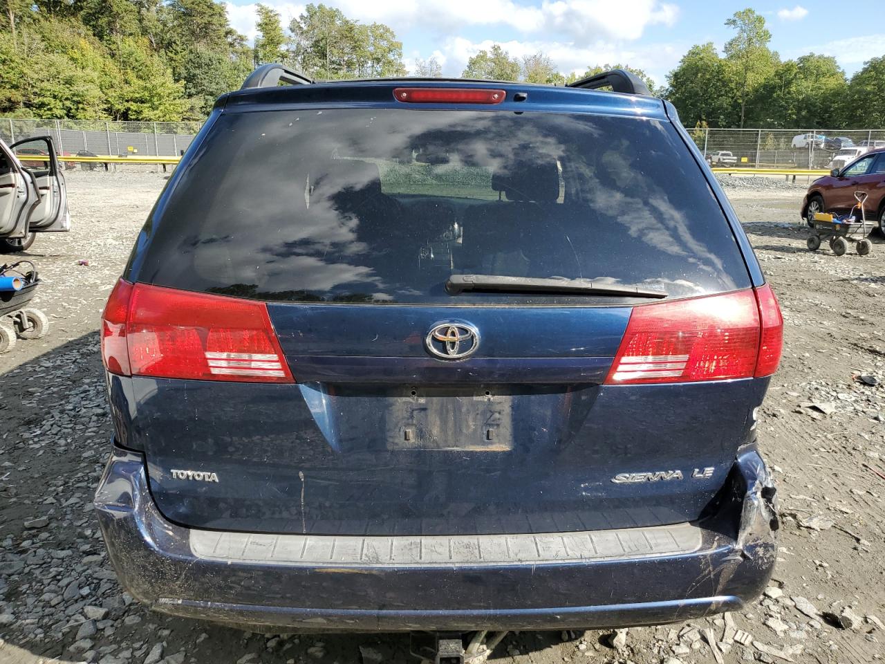 2005 Toyota Sienna Ce VIN: 5TDZA23C95S231831 Lot: 72474034