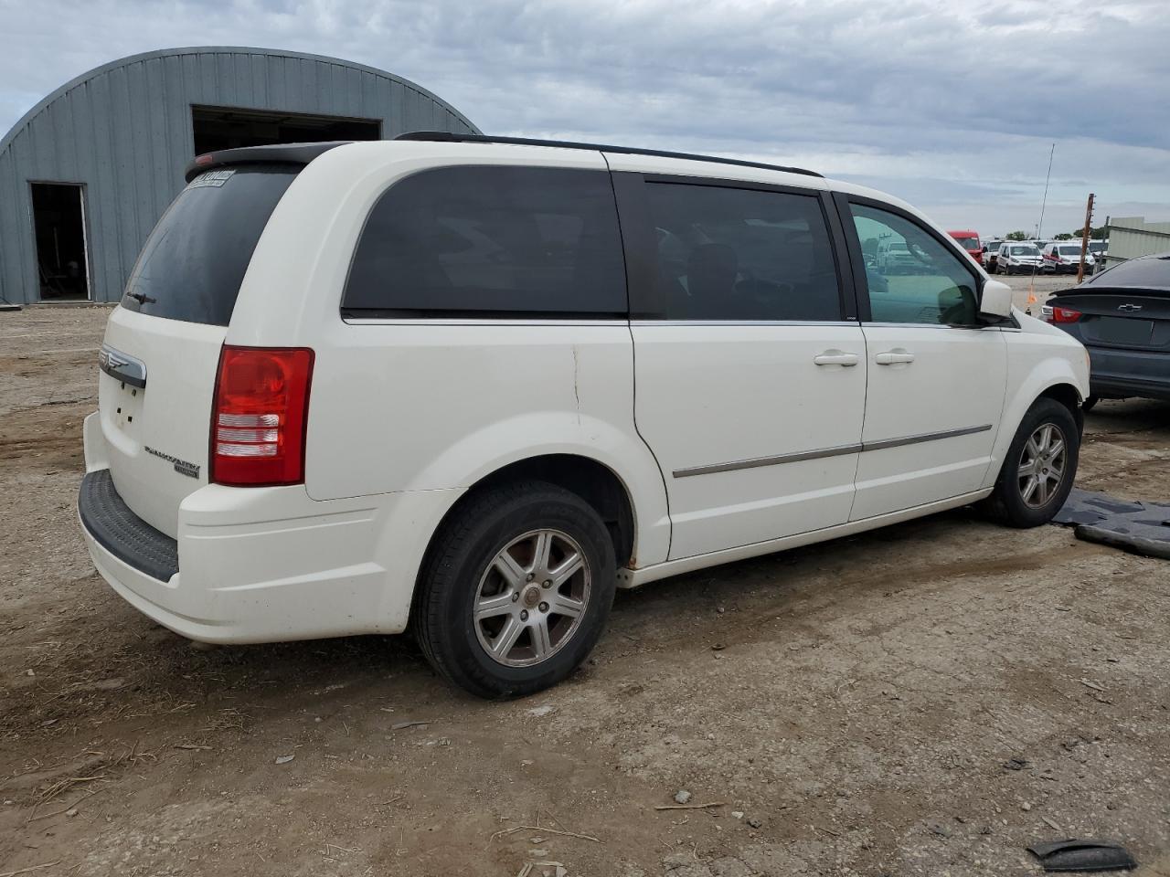 2010 Chrysler Town & Country Touring VIN: 2A4RR5D12AR183156 Lot: 72704984