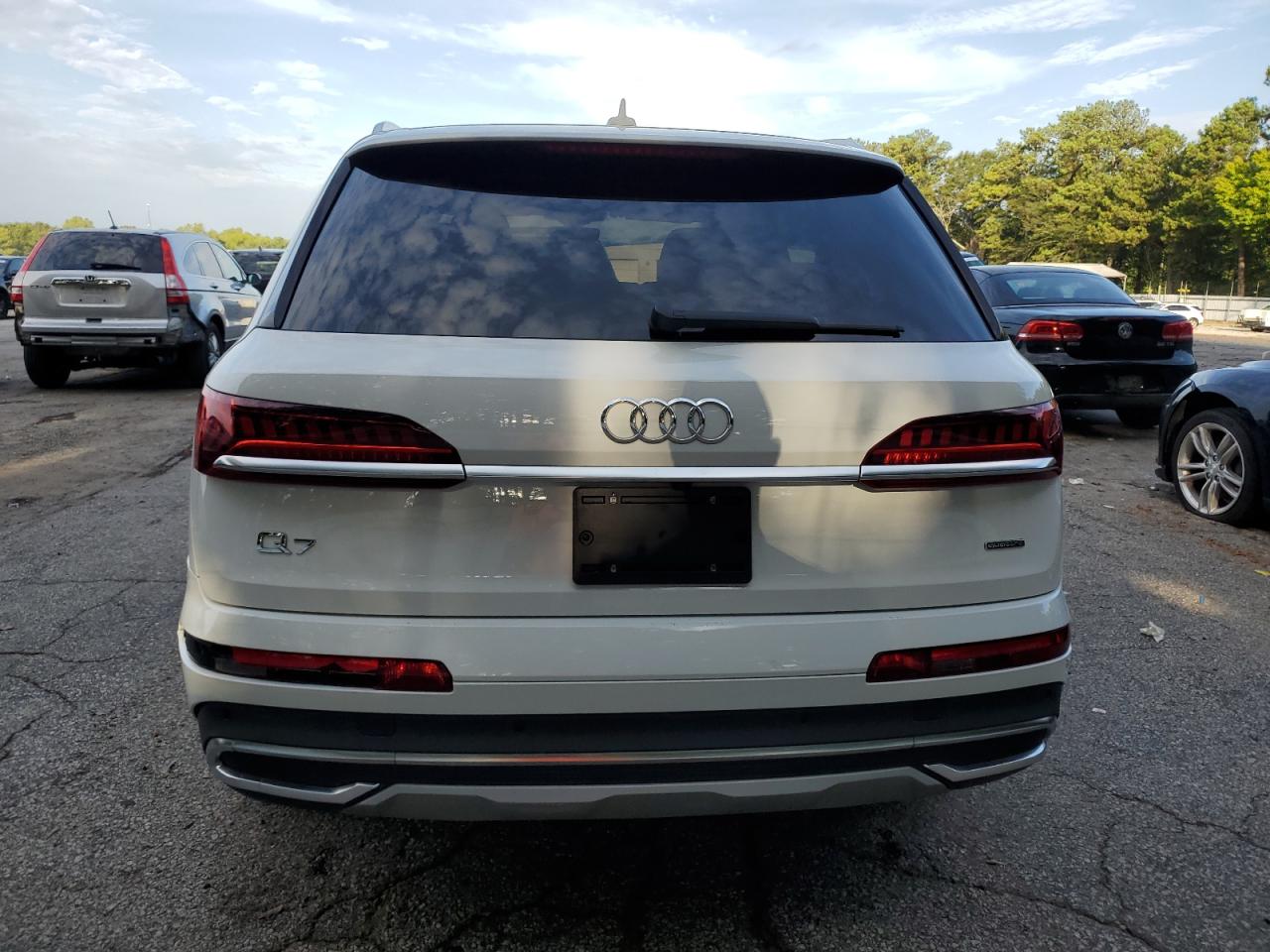 WA1LXAF73LD002514 2020 Audi Q7 Premium Plus