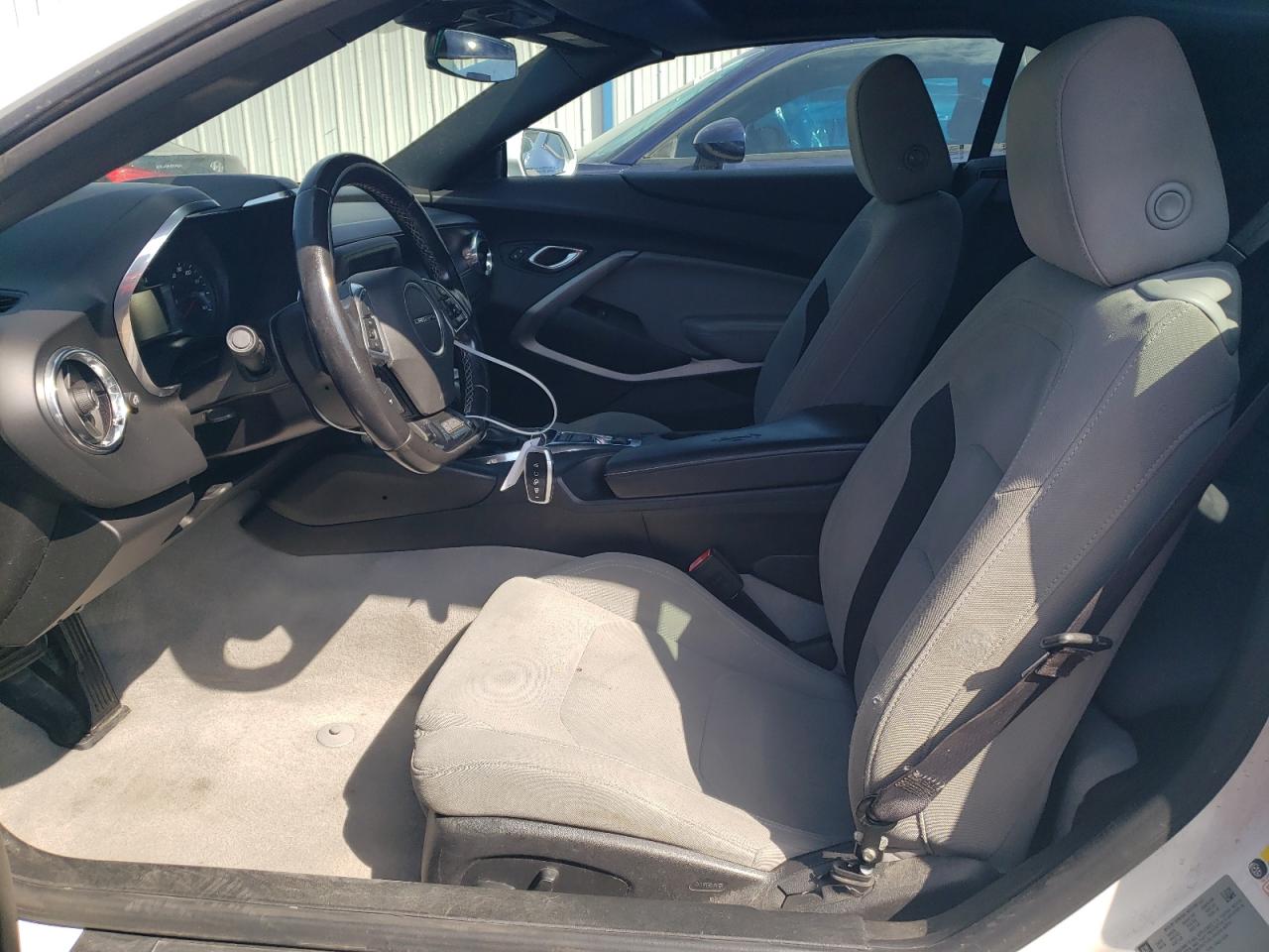 1G1FB3DX5H0129840 2017 Chevrolet Camaro Lt