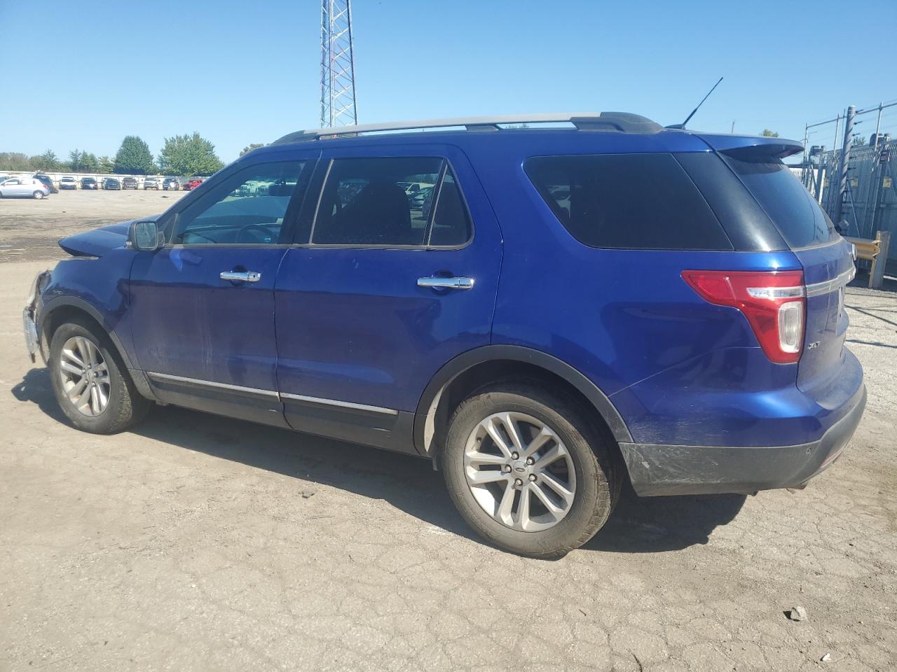 2013 Ford Explorer - Image 2