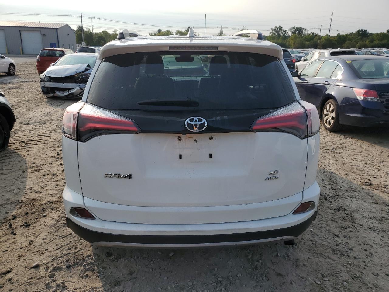 2017 Toyota Rav4 Se VIN: JTMJFREV2HJ165081 Lot: 71261024