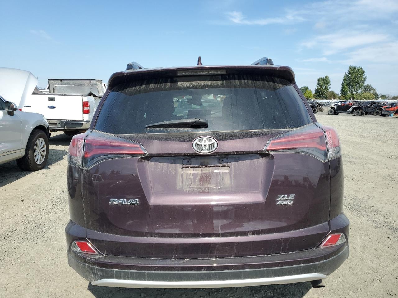 2017 Toyota RAV 4 - Image 6