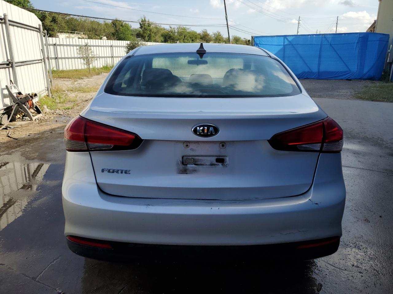 2017 Kia Forte Lx VIN: 3KPFK4A78HE048355 Lot: 72151554