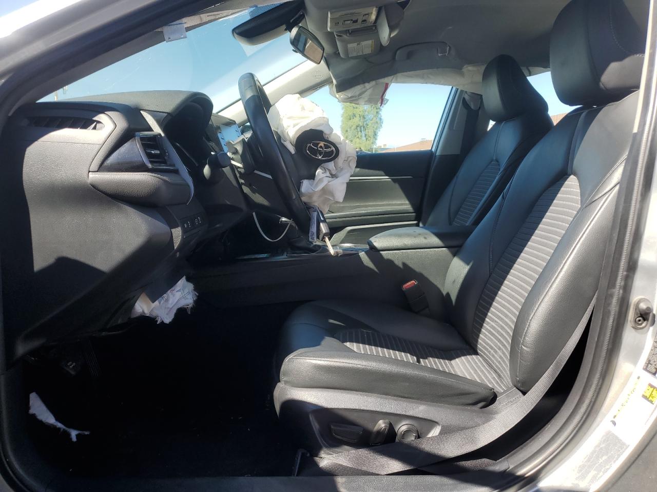 2023 Toyota Camry - Image 7
