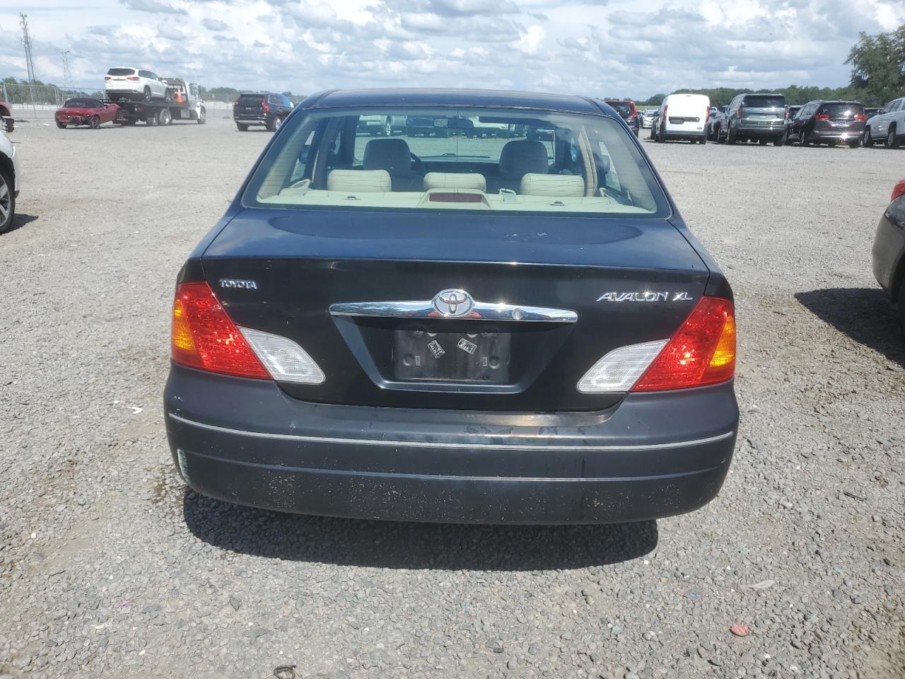 4T1BF28B7YU097559 2000 Toyota Avalon Xl