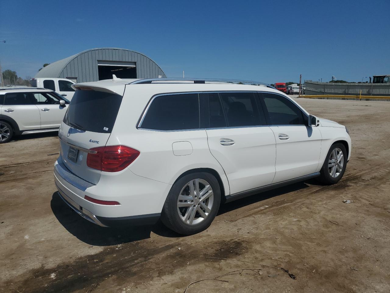 VIN 4JGDF6EE8FA452638 2015 MERCEDES-BENZ GL-CLASS no.3