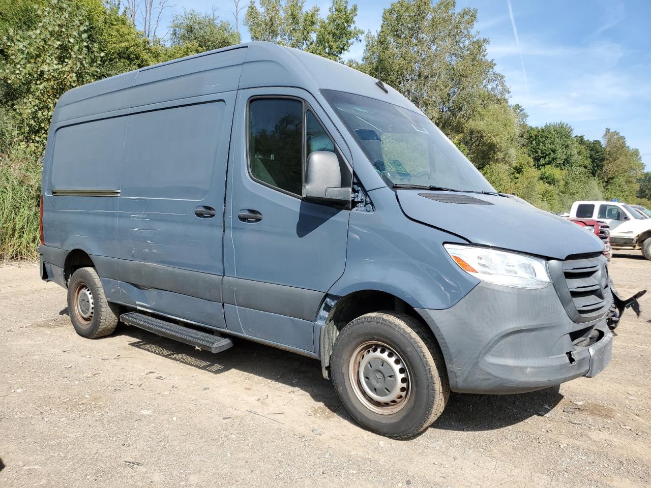 VIN WD4PF0CD1KP087743 2019 MERCEDES-BENZ SPRINTER no.4