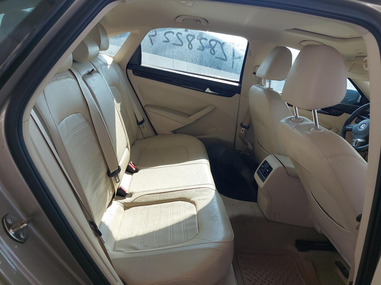 WVWCR7A39FC045921 - 2015 Volkswagen PASSAT - #72828224