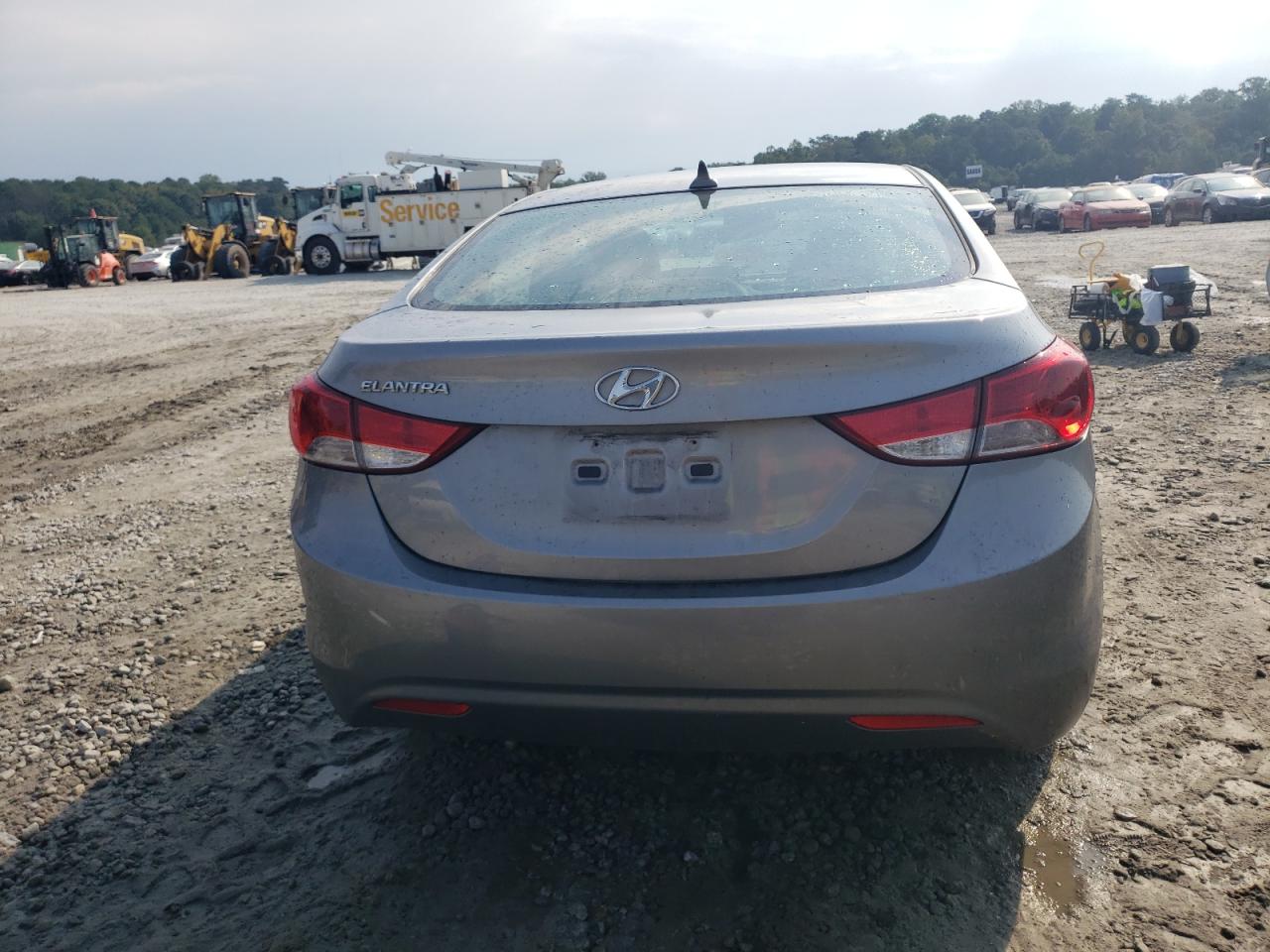 KMHDH4AE5DU737863 2013 Hyundai Elantra Gls