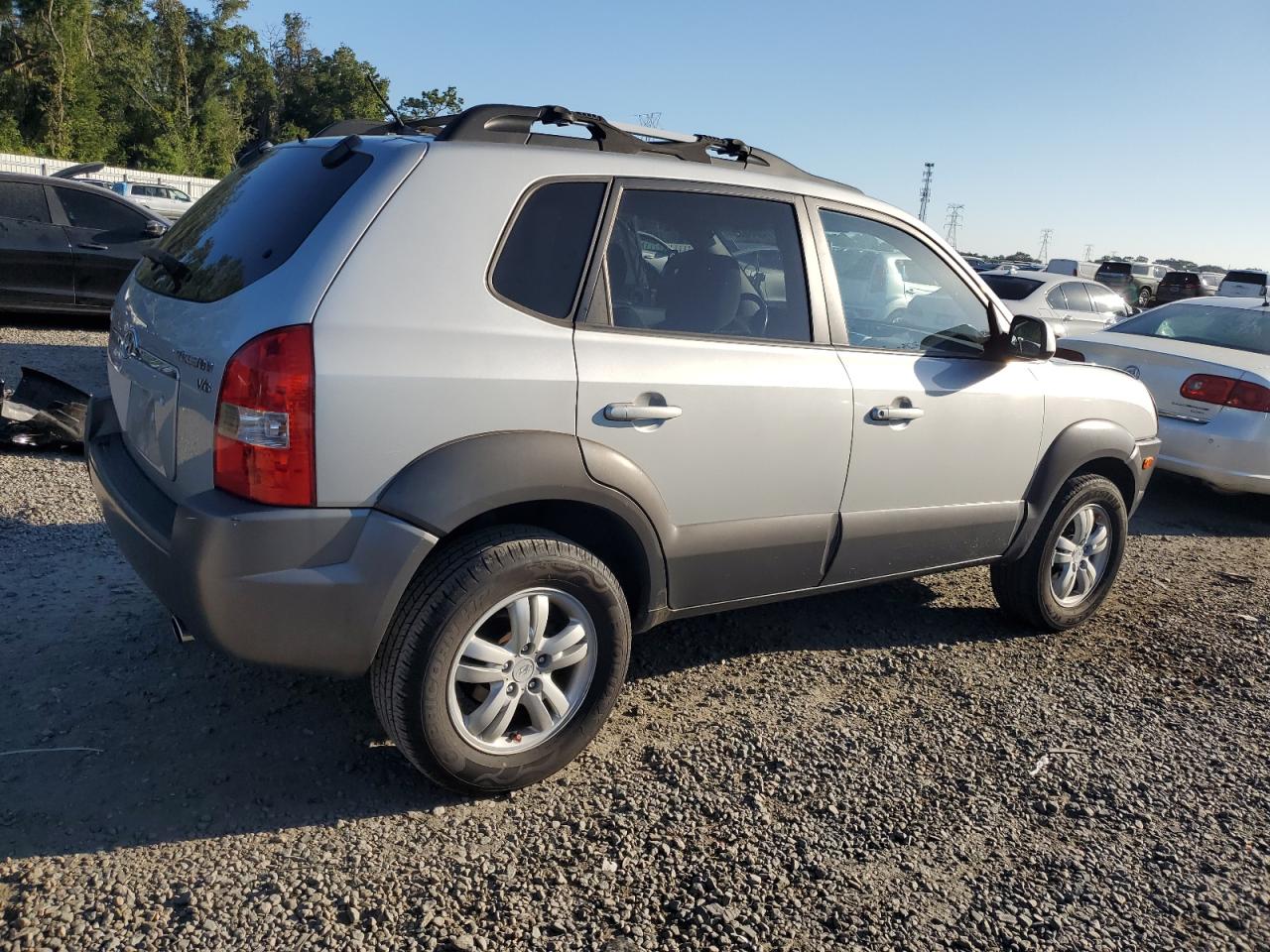 2007 Hyundai Tucson - Image 3