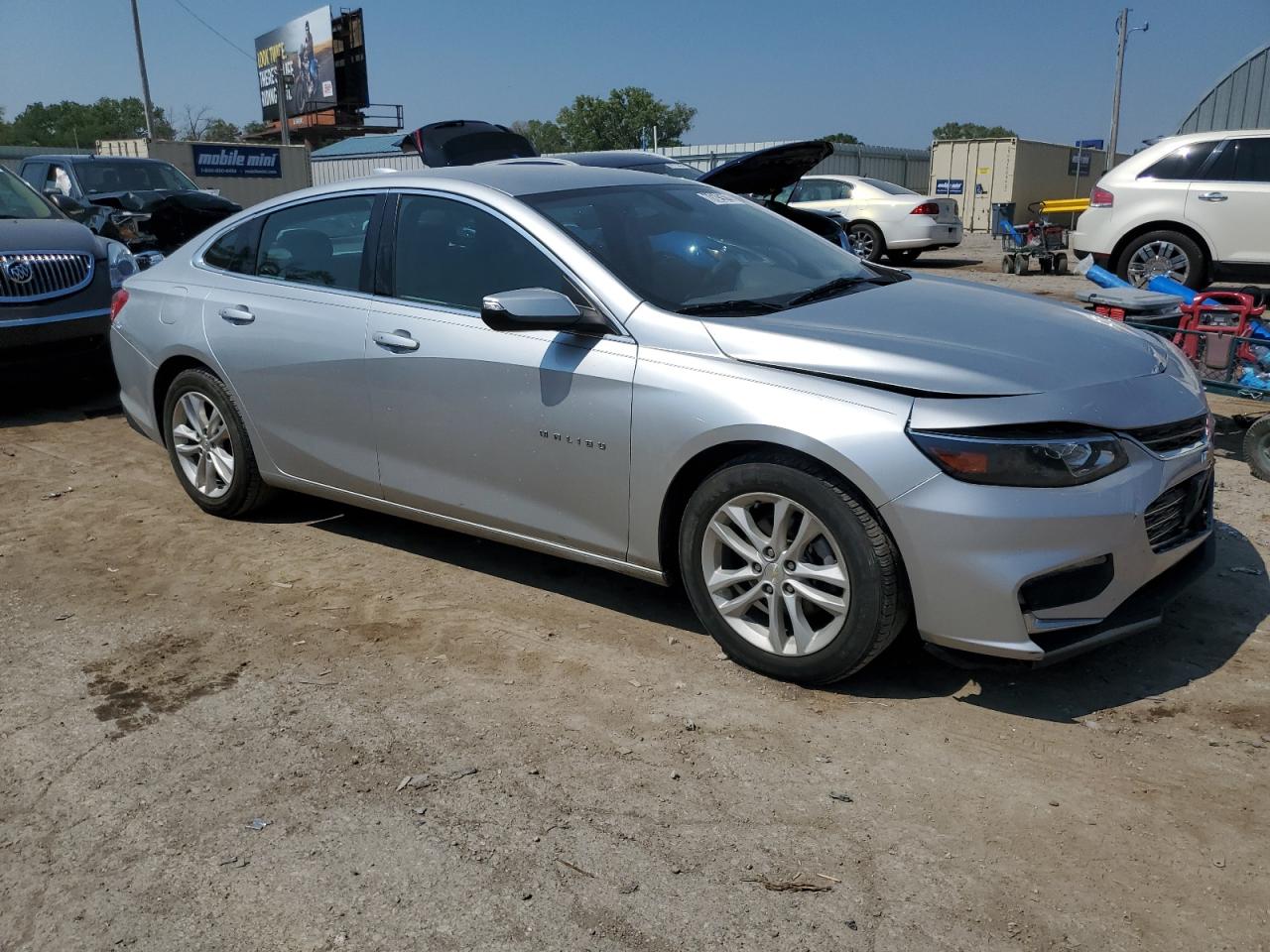 2016 Chevrolet Malibu - Image 4