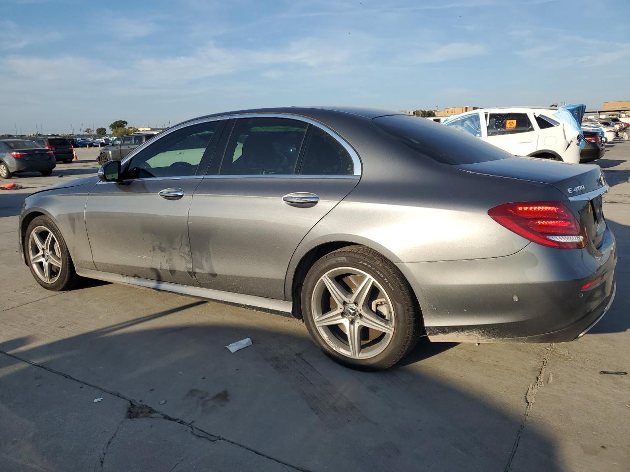 WDDZF6GB3JA477409 2018 MERCEDES-BENZ E CLASS - Image 2