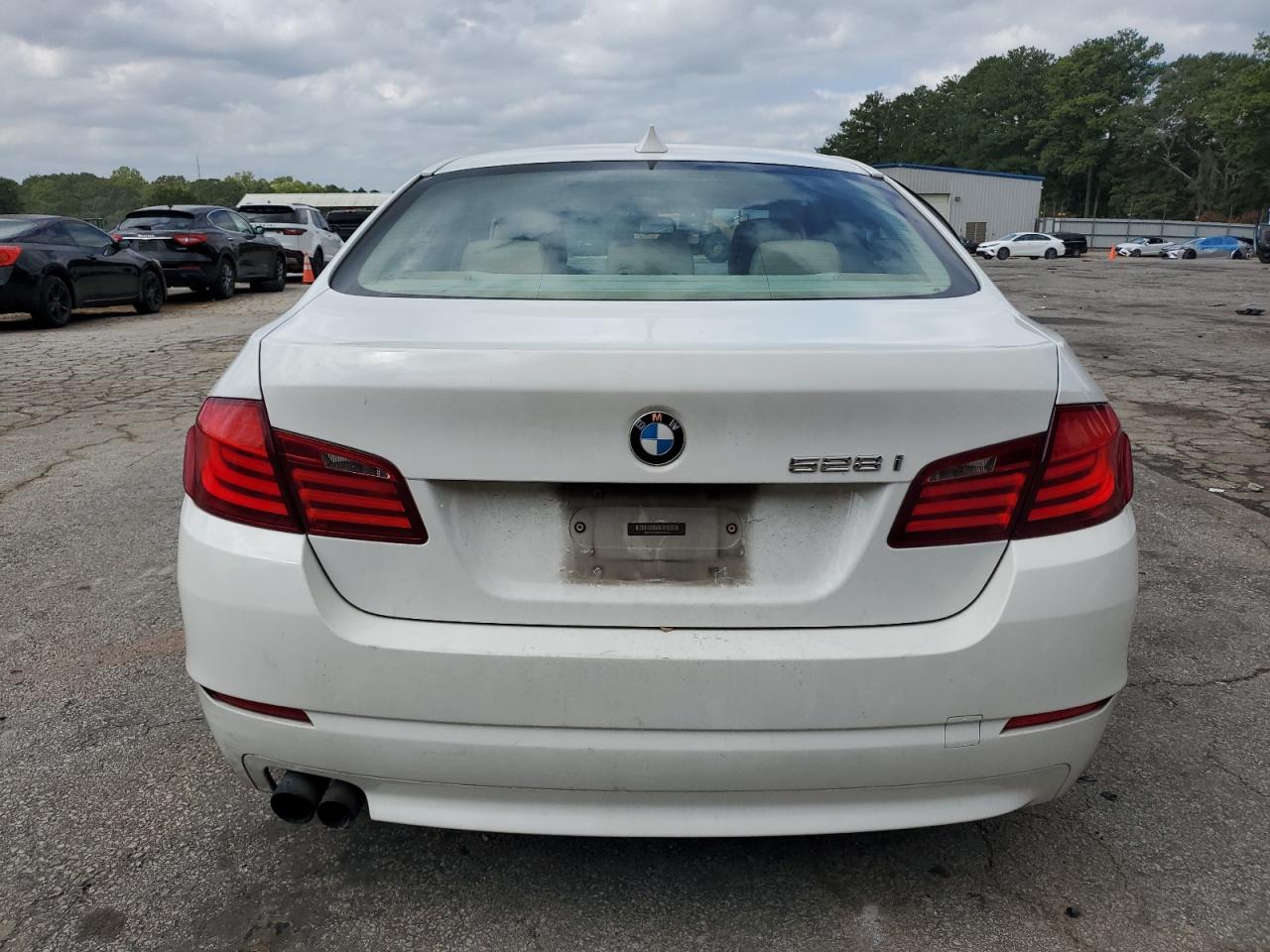 2012 BMW 528 Xi VIN: WBAXH5C59CDW05074 Lot: 71530454