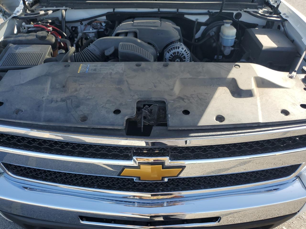 2010 Chevrolet Silverado - Image 12