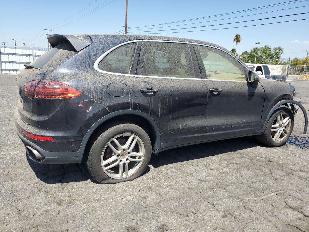 WP1AA2A25GKA10775 2016 Porsche Cayenne