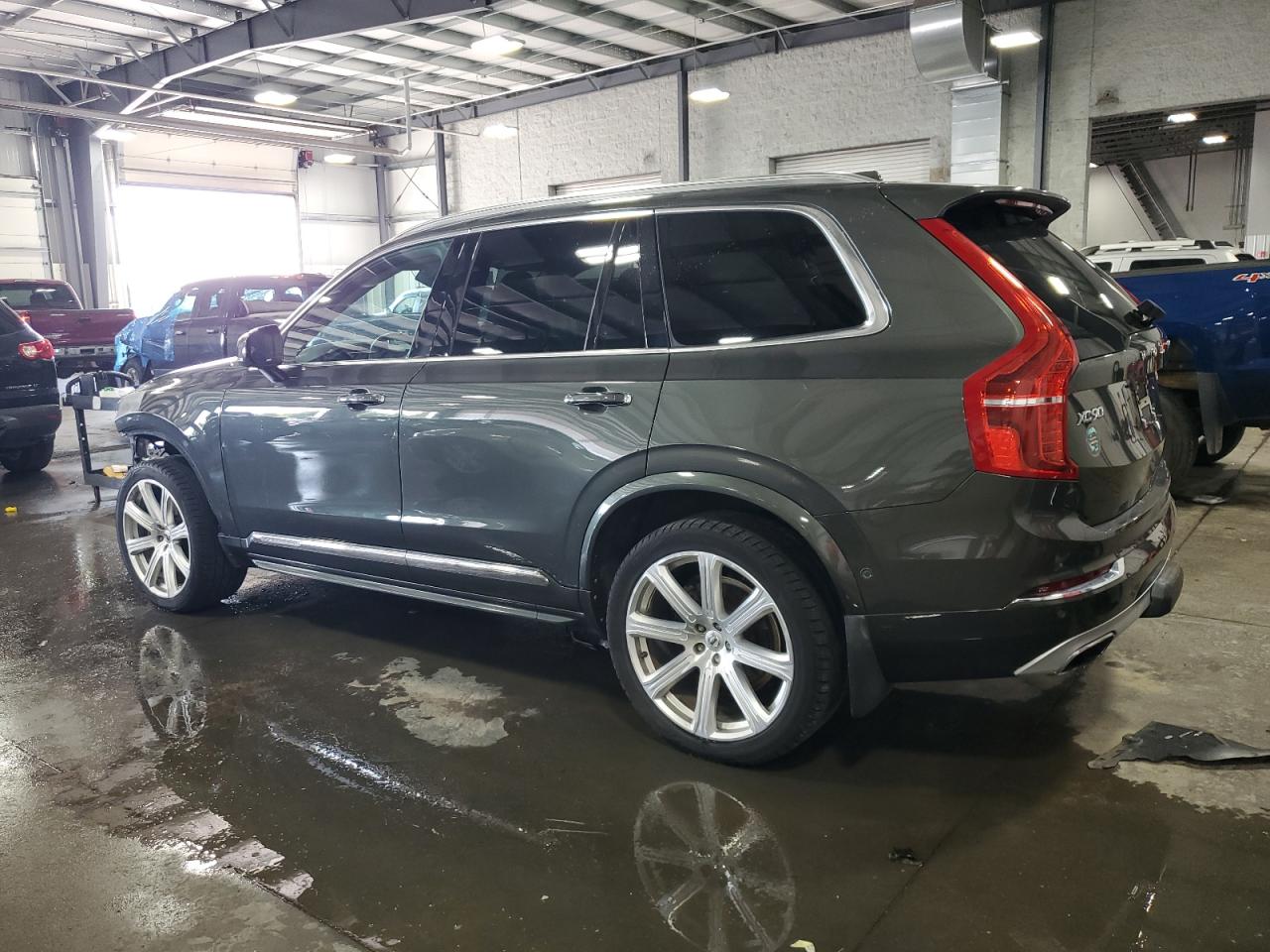 YV4A22PL8J1200451 2018 VOLVO XC90 - Image 2