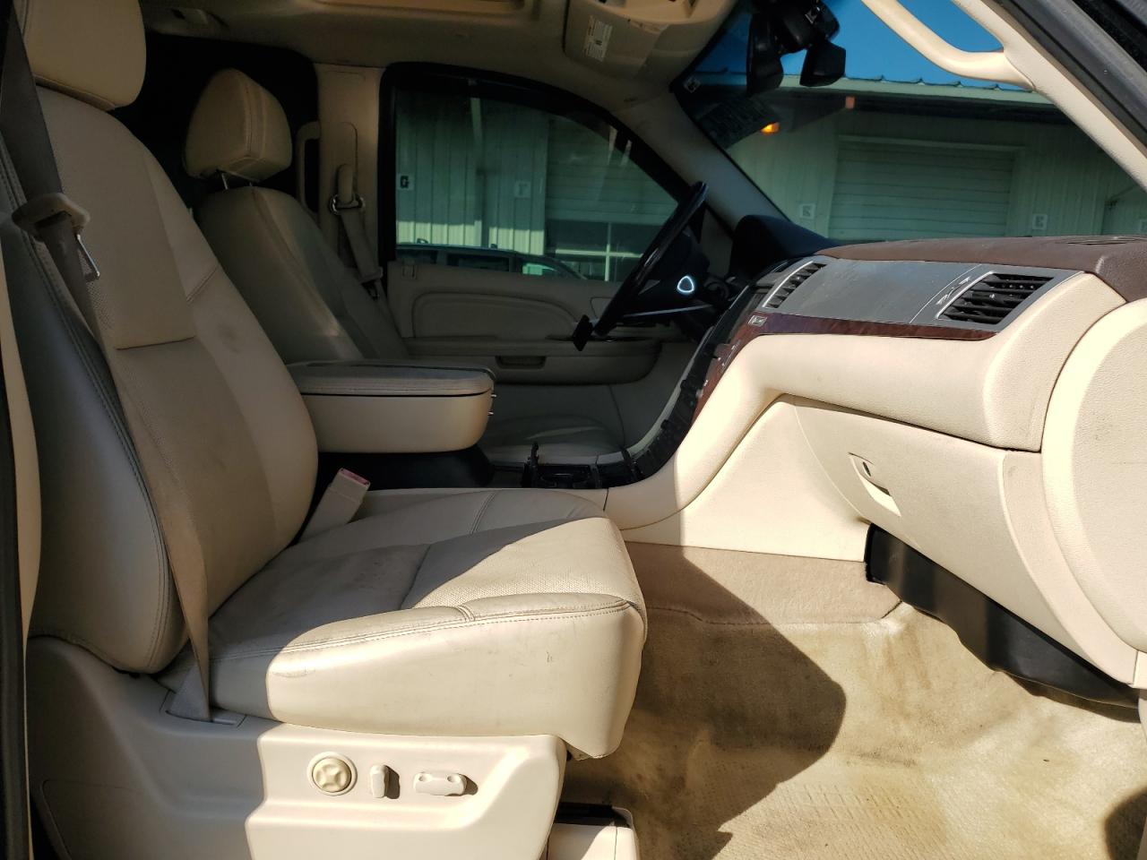 1GYFK63828R272849 2008 Cadillac Escalade Luxury