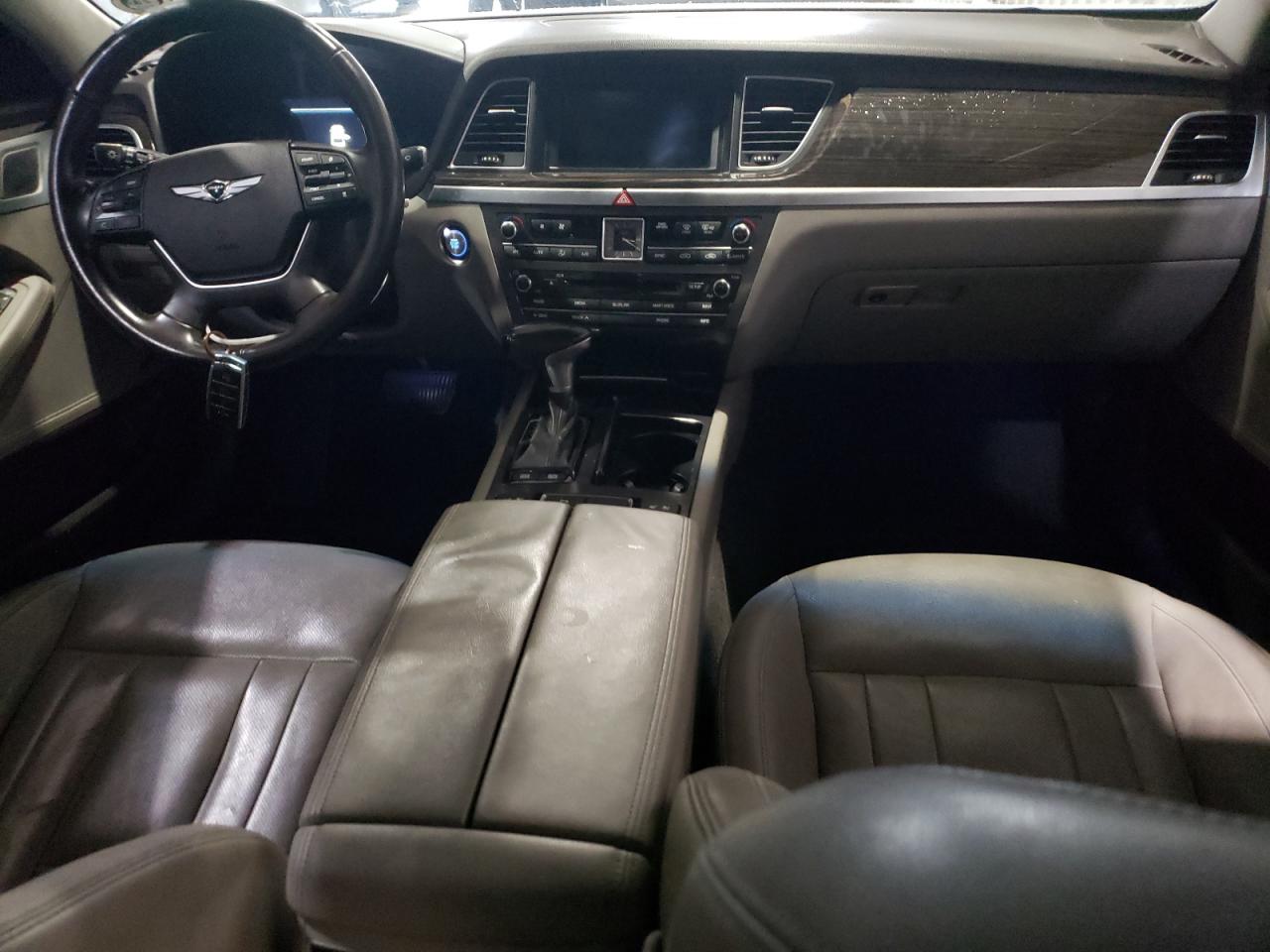 KMHGN4JE4JU225416 2018 Genesis G80 Base