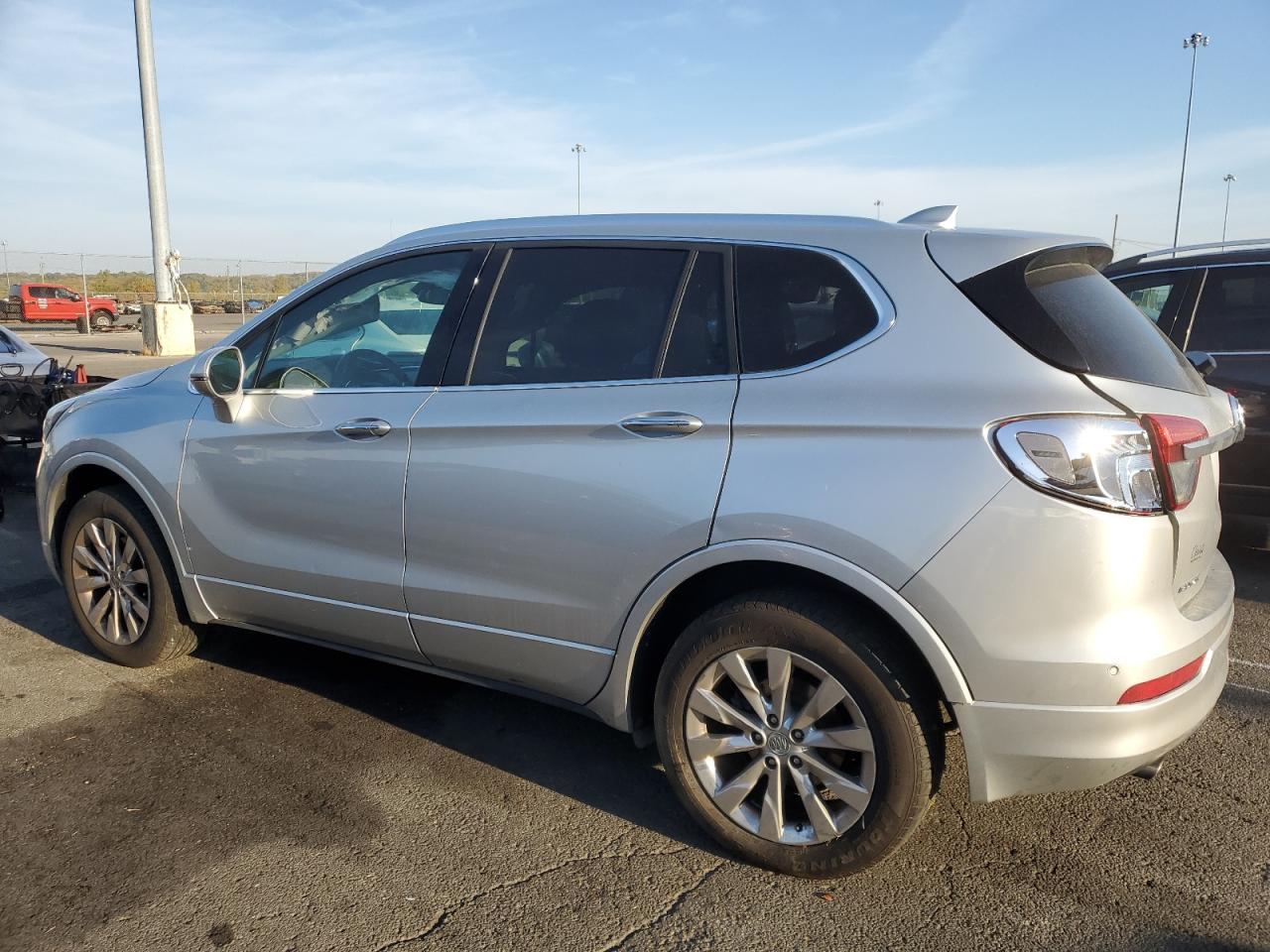 LRBFXDSA5HD119989 2017 BUICK ENVISION - Image 2