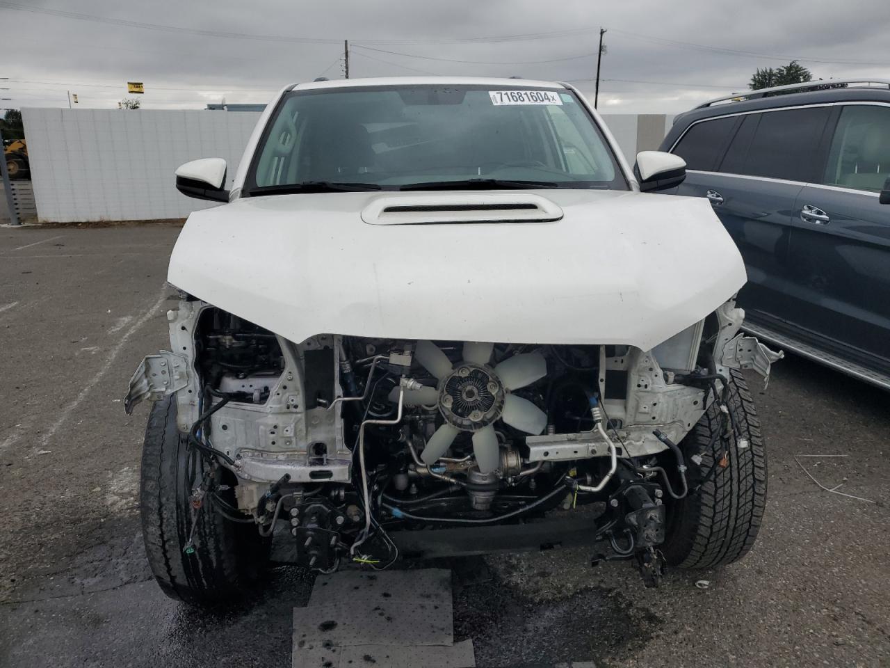 VIN JTEBU5JR2K5669167 2019 TOYOTA 4RUNNER no.5