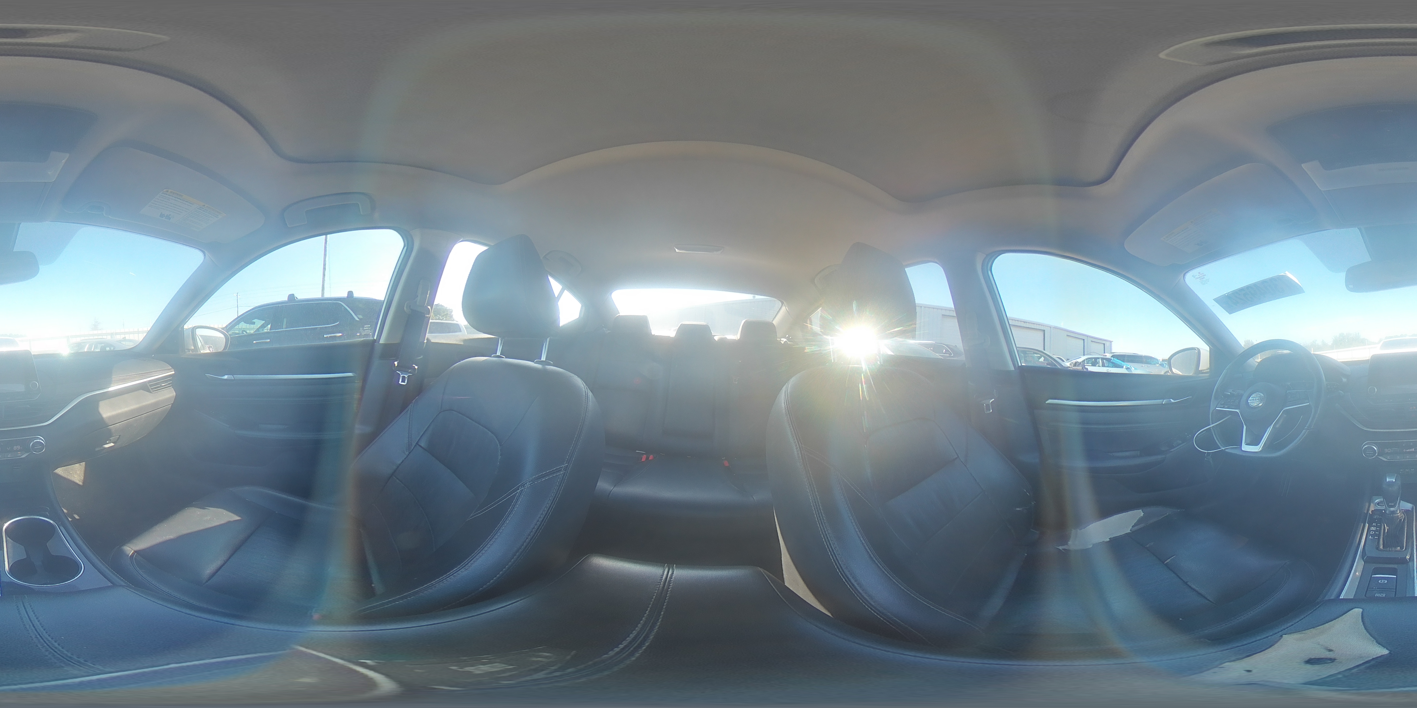2020 Nissan Altima - Image 14