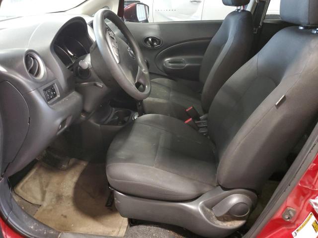  NISSAN VERSA 2015 Красный