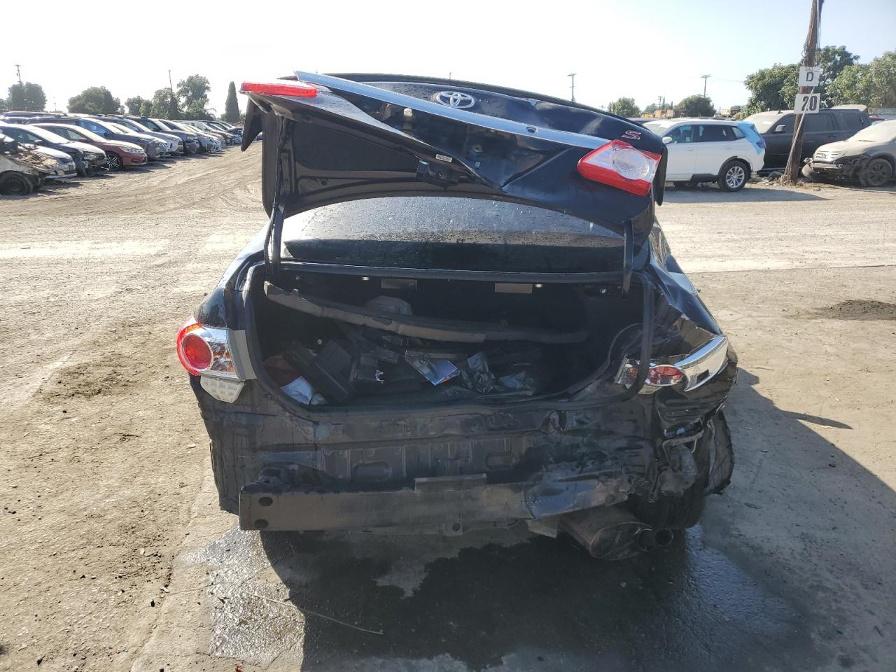 2T1BU4EEXBC695413 2011 Toyota Corolla Base