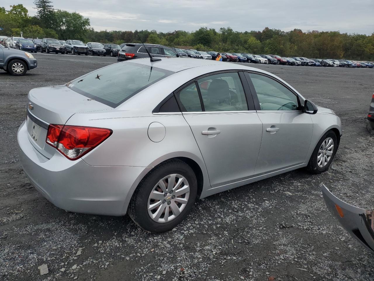 1G1PC5SH5B7209744 2011 Chevrolet Cruze Ls